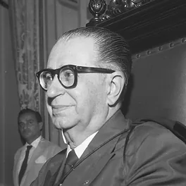 Wikimedia Commons, Frederico de Barros Barreto, Presidente STF.tif, Unknown Unknown, Public domain