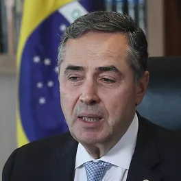 Wikimedia Commons, Ministro Roberto Barroso.jpg, TSE - Tribunal Superior Eleitoral, Public domain