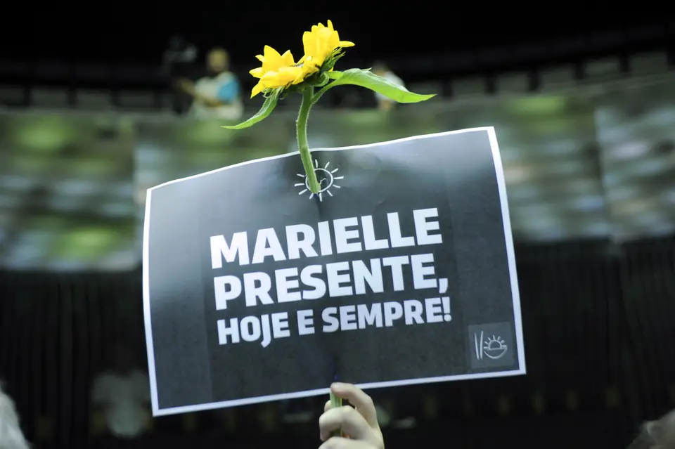 Cartaz “Marielle presente, hoje e sempre!” no Senado, no dia seguinte ao assassinato (15/03/2018)