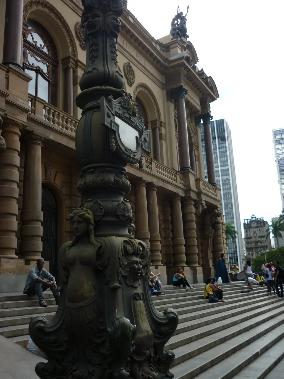As escadarias do Theatro Municipal de São Paulo