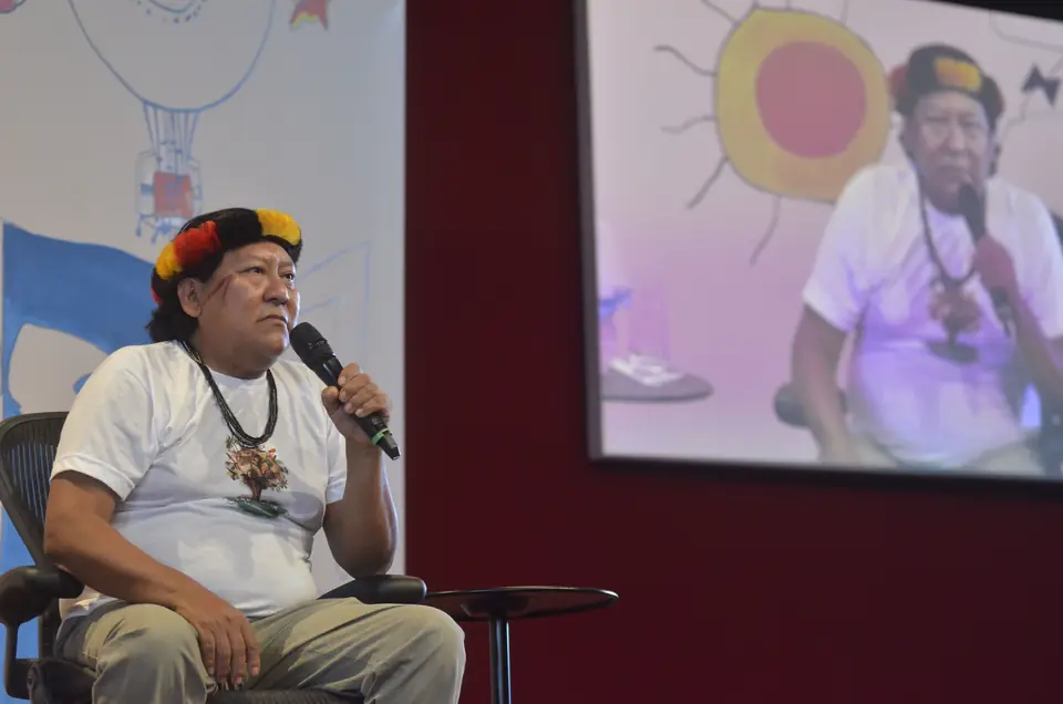 Davi Kopenawa Yanomami, xamã e presidente da Hutukara Associação Yanomami, na Flip, Paraty, agosto de 2014