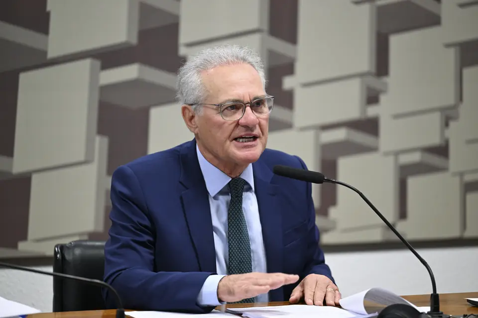 Renan Calheiros, relator do PL 1.087/2025, na Comissão de Assuntos Econômicos (05/11/2025)