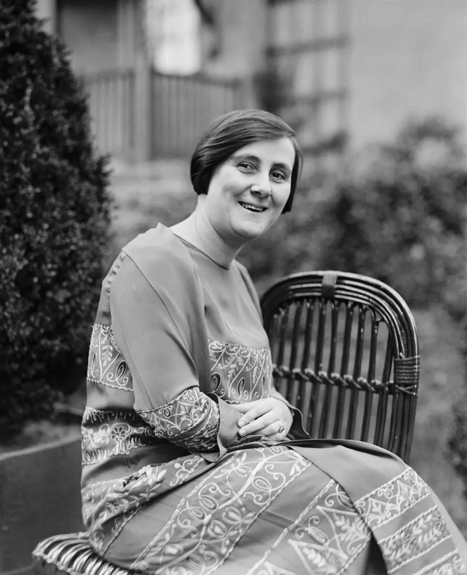Bertha Lutz em 1925; candidata em 1933, assumiu como suplente na Câmara em 1936