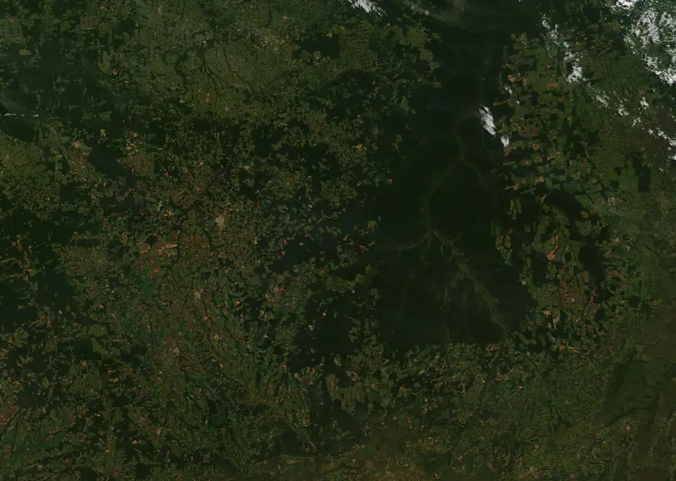 O Parque Indígena do Xingu visto do satélite MODIS: a mancha verde preservada no nordeste de Mato Grosso, 22 de maio de 2019